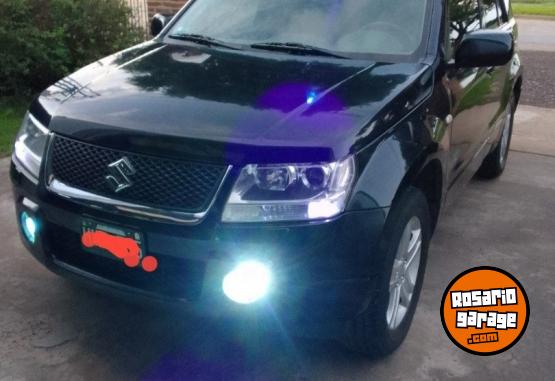 Camionetas - Suzuki Grand vitara jiii 2.0 2009 Nafta 168000Km - En Venta