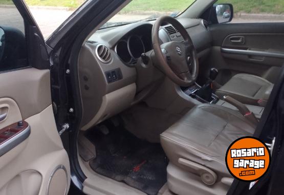 Camionetas - Suzuki Grand vitara jiii 2.0 2009 Nafta 168000Km - En Venta