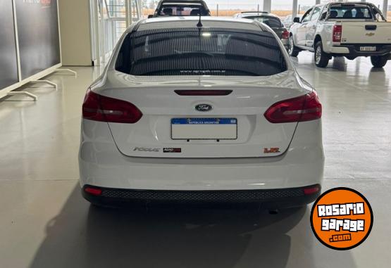 Autos - Ford Focus S 2016 Nafta 132000Km - En Venta