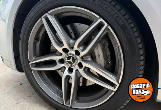 Autos - Mercedes Benz CLASE E400 AMG-LINE 2018 Nafta 140000Km - En Venta