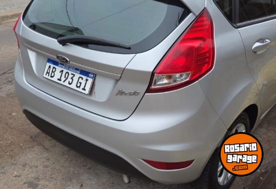 Autos - Ford Fiesta 2017 Nafta 93000Km - En Venta