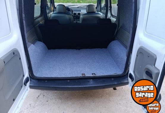 Utilitarios - Renault Kangoo 2010 GNC 176000Km - En Venta