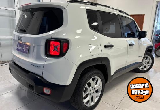 Camionetas - Jeep RENEGADE SPORT 2018 Nafta 51000Km - En Venta