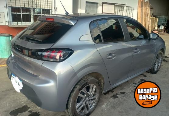 Autos - Peugeot 208 allure 2023 Nafta 25000Km - En Venta