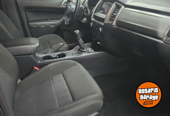 Camionetas - Ford Ranger 2023 GNC 58700Km - En Venta