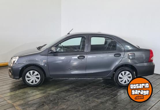Autos - Toyota ETIOS X 1,5 6M/T 4P 2021 Nafta 84022Km - En Venta