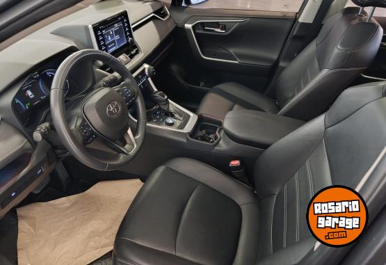Camionetas - Toyota RAV4 HV 2,5 AWD LIMITED 2021 Electrico / Hibrido 47333Km - En Venta