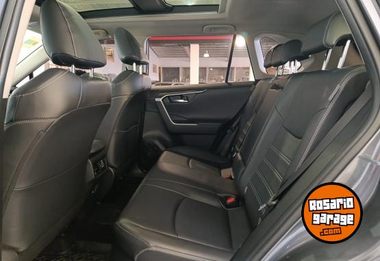 Camionetas - Toyota RAV4 HV 2,5 AWD LIMITED 2021 Electrico / Hibrido 47333Km - En Venta