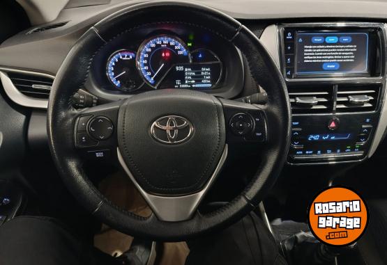 Autos - Toyota YARIS XLS 1.5 6MT 4P 2019 Nafta 53888Km - En Venta