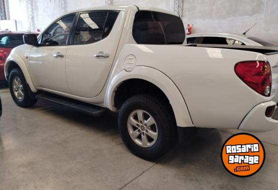 Camionetas - Mitsubishi L200 3.2 2013 Diesel 200000Km - En Venta