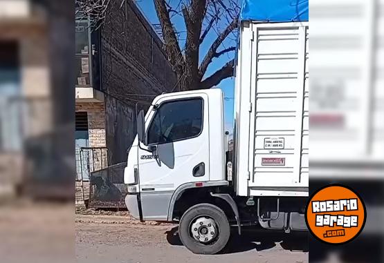 Camiones y Gr�as - Mercedes-Benz Accelo 915 C - A�o 2016 - En Venta