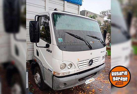 Camiones y Gr�as - Mercedes-Benz Accelo 915 C - A�o 2016 - En Venta