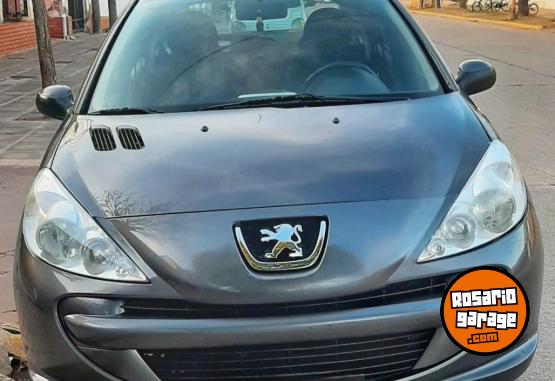 Autos - Peugeot 207 2014 Nafta 112000Km - En Venta