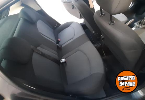 Autos - Peugeot 207 2014 Nafta 112000Km - En Venta