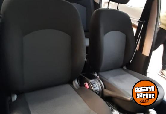 Autos - Peugeot 207 2014 Nafta 112000Km - En Venta