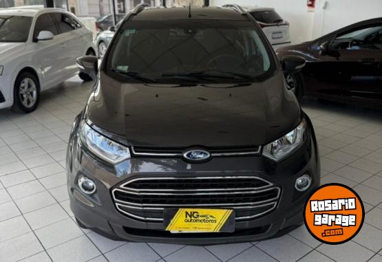 Autos - Ford Titanium 1.6 2013 Nafta 126000Km - En Venta