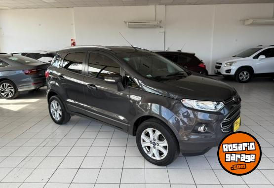 Autos - Ford Titanium 1.6 2013 Nafta 126000Km - En Venta