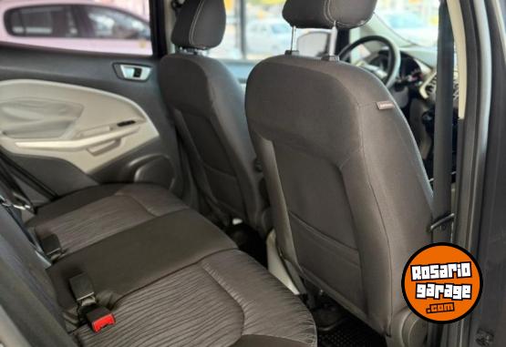 Autos - Ford Titanium 1.6 2013 Nafta 126000Km - En Venta