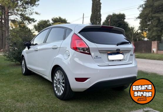 Autos - Ford FIESTA TITANIUM 2017 Nafta 97000Km - En Venta