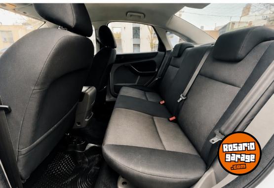 Autos - Ford focus Exe Trend 2.0 L 2011 GNC 150000Km - En Venta
