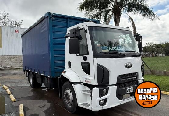 Camiones y Gr�as - Cami�n FORD Cargo 1517 - Modelo 2015 - En Venta