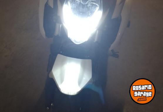 Motos - CF NK 400 2024 Nafta 10786Km - En Venta