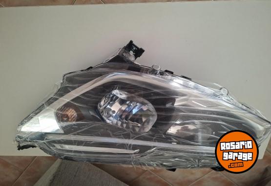 Accesorios para Autos - Vendo �ptica de Peugeot 208 - En Venta