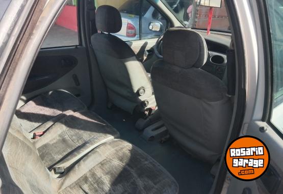 Autos - Renault Scenic 2001 Nafta 420000Km - En Venta