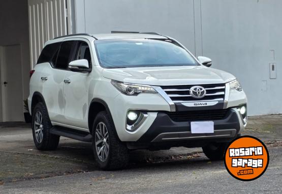 Camionetas - Toyota SW4 SRX 2016 Diesel - En Venta
