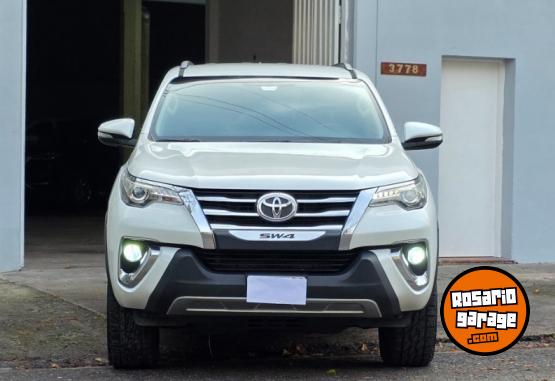 Camionetas - Toyota SW4 SRX 2016 Diesel - En Venta