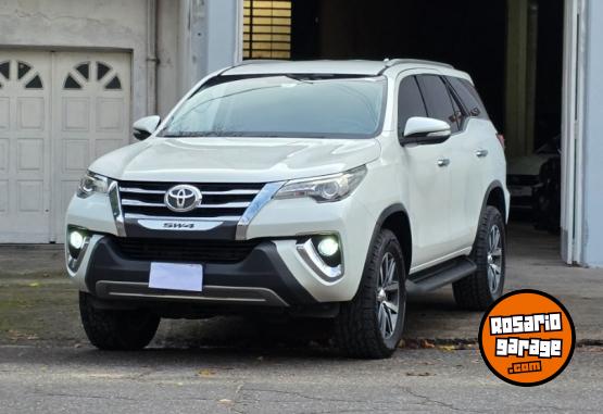 Camionetas - Toyota SW4 SRX 2016 Diesel - En Venta