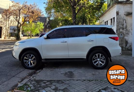 Camionetas - Toyota SW4 SRX 2016 Diesel - En Venta