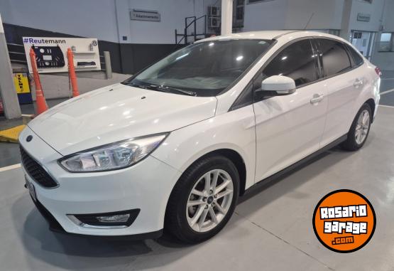 Autos - Ford FOCUS 2.0 SE 4PTAS MT 2015 Nafta 86000Km - En Venta