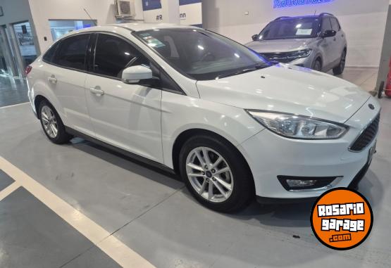 Autos - Ford FOCUS 2.0 SE 4PTAS MT 2015 Nafta 86000Km - En Venta
