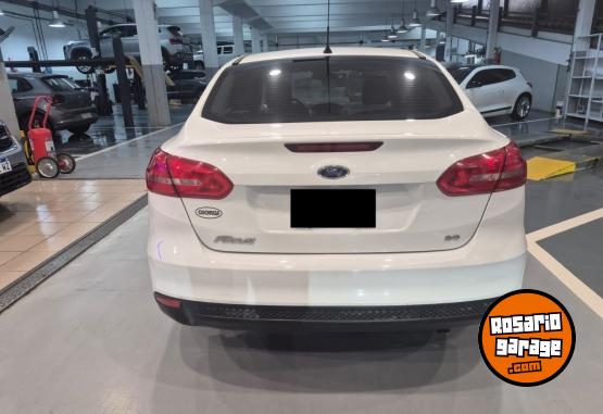 Autos - Ford FOCUS 2.0 SE 4PTAS MT 2015 Nafta 86000Km - En Venta