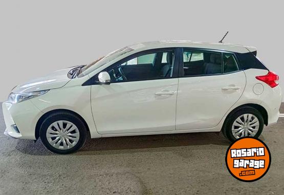 Autos - Toyota YARIS XS 1.5 CVT 5P 2024 Nafta 40170Km - En Venta