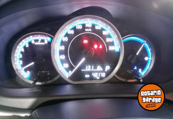 Autos - Toyota YARIS XS 1.5 CVT 5P 2024 Nafta 40170Km - En Venta