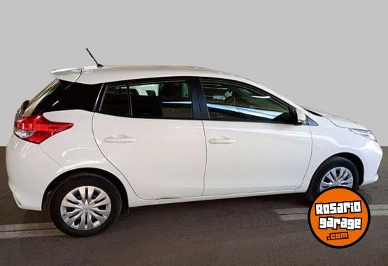Autos - Toyota YARIS XS 1.5 CVT 5P 2024 Nafta 40170Km - En Venta