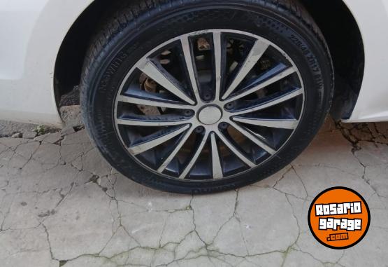 Autos - Volkswagen Vento 2013 Diesel 111Km - En Venta