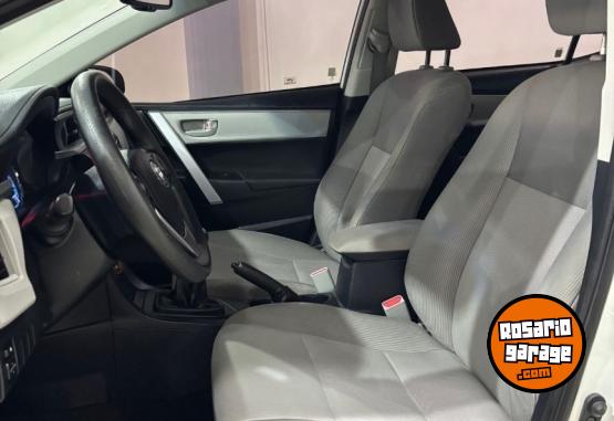 Autos - Toyota Corolla 2016 Nafta 120000Km - En Venta