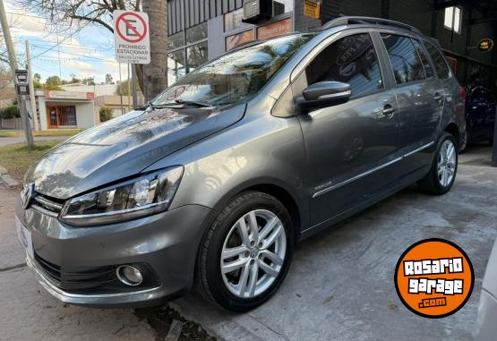 Autos - Volkswagen SURAN 16 HIGHLINE 2017 Nafta 170000Km - En Venta