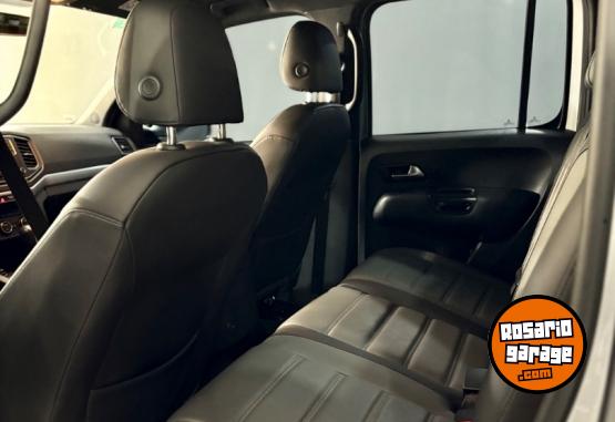 Camionetas - Volkswagen Amarok 2023 Diesel 125000Km - En Venta