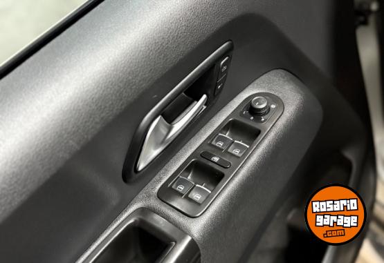 Camionetas - Volkswagen Amarok 2023 Diesel 125000Km - En Venta