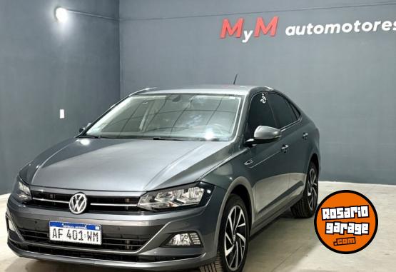 Autos - Volkswagen Virtus highline 2022 Nafta 61000Km - En Venta
