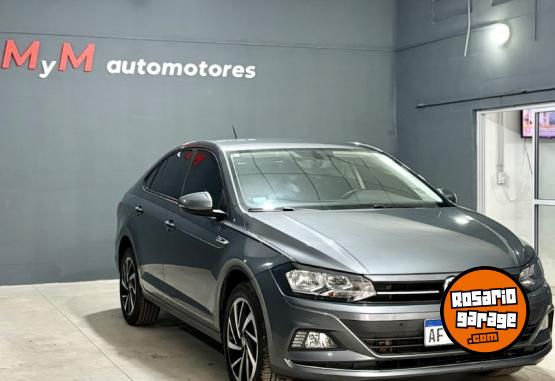 Autos - Volkswagen Virtus highline 2022 Nafta 61000Km - En Venta