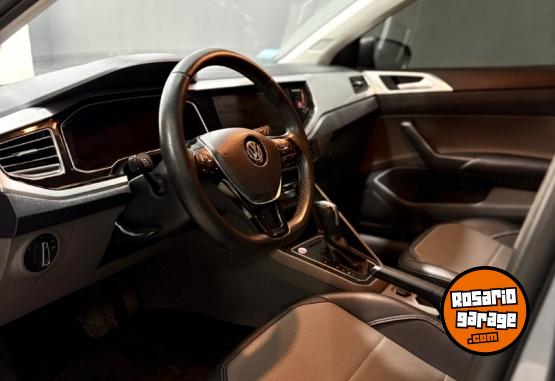 Autos - Volkswagen Virtus highline 2022 Nafta 61000Km - En Venta