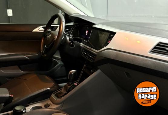 Autos - Volkswagen Virtus highline 2022 Nafta 61000Km - En Venta