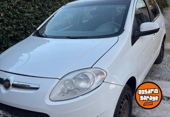 Autos - Fiat Palio Attractive 2013 Nafta 130000Km - En Venta
