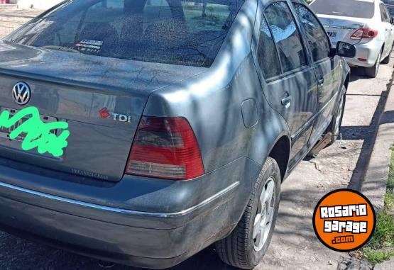 Autos - Volkswagen Bora 2005 Diesel 270000Km - En Venta