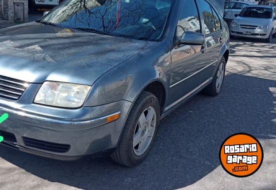 Autos - Volkswagen Bora 2005 Diesel 270000Km - En Venta